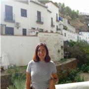 Maestra de Educación Primaria con mención en la lengua francesa da clases de apoyo de todas las asignaturas de Educación Primaria. También clases de francés para distintos niveles de educación